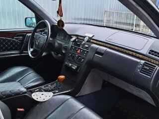 1998 Mercedes-Benz E-Класс 240 II (W210, S210), синий, 821000 рублей, вид 3