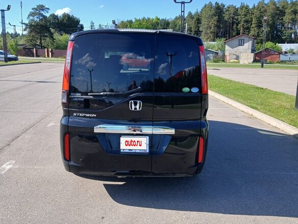 2015 Honda Stepwgn V, чёрный, 2300000 рублей - вид 5