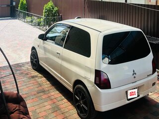 2007 Mitsubishi Minica VIII, белый, 300000 рублей, вид 1