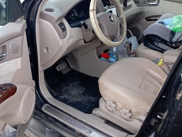 2006 Kia Sportage II, чёрный, 699999 рублей - вид 4