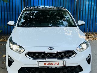 2018 Kia Ceed III, серебристый, 1700000 рублей, вид 1