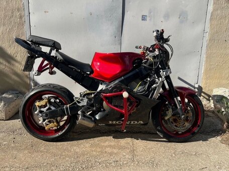 2001 Honda CBR 600F, красный, 270000 рублей, вид 3