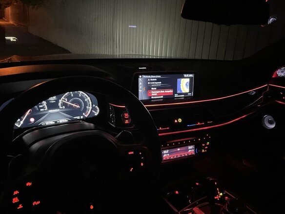 2015 BMW 7 серии Long 740Ld xDrive VI (G11/G12), чёрный, 4100000 рублей - вид 8