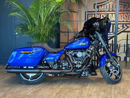 2024 Harley-Davidson Street Glide, синий, 3750000 рублей, вид 4