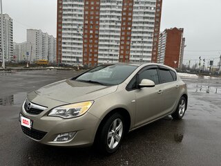 2011 Opel Astra J, бежевый, 650000 рублей, вид 1