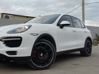 2012 Porsche Cayenne Turbo II (958), белый, 2200000 рублей, вид 1