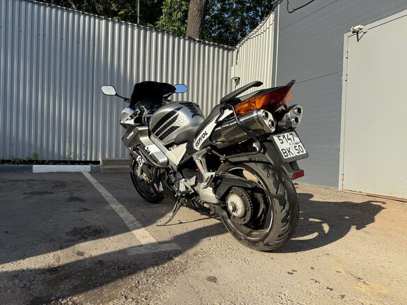 2002 Honda VFR 800, серебристый, 480000 рублей - вид 7