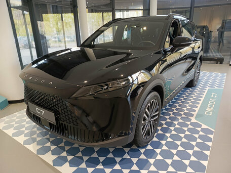 Omoda C7