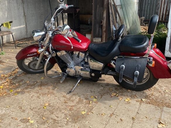 2004 Honda Shadow 750, красный, 500000 рублей - вид 2