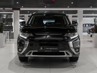 2020 Mitsubishi Outlander III Рестайлинг 3, чёрный, 2250000 рублей, вид 3