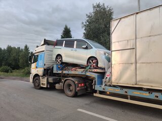 2015 Toyota Esquire I, зелёный, 2200000 рублей, вид 4