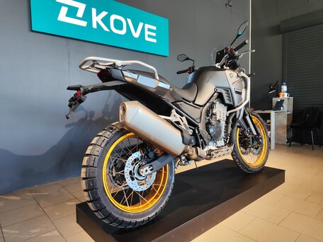 2025 Kove 800X, серый, 899999 рублей, вид 3