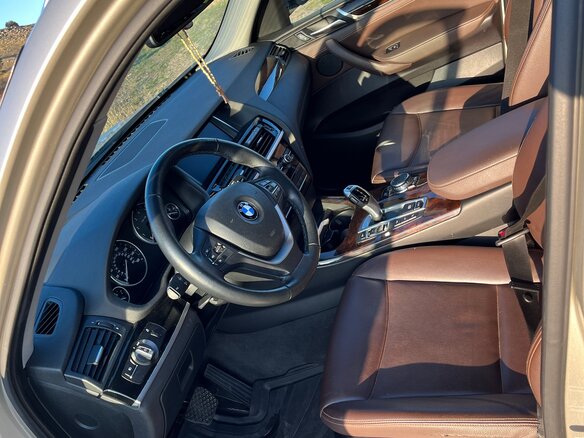 2016 BMW X3 28i xDrive II (F25) Рестайлинг, серый, 2300000 рублей - вид 4