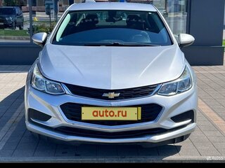 2017 Chevrolet Cruze II, серебристый, 1100000 рублей, вид 2
