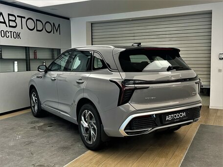 Hongqi HS3
