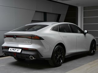 2024 Changan UNI-V I, серый, 3329900 рублей, вид 4