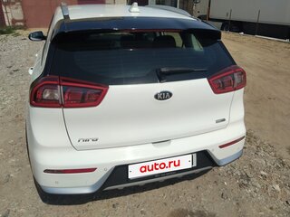 2017 Kia Niro I, белый, 1181997 рублей, вид 4