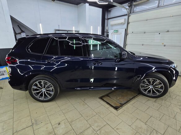 2024 BMW X5 40i IV (G05/G18) Рестайлинг, синий, 12000000 рублей - вид 1