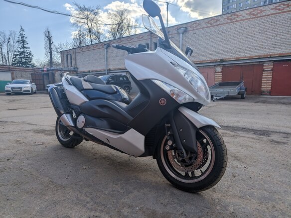 2010 Yamaha TMAX, белый, 450000 рублей