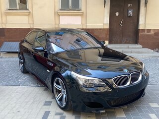 2008 BMW M5 IV (E60/E61), чёрный, 3300000 рублей, вид 1