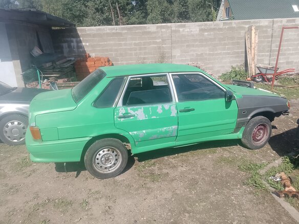 2004 Lada (ВАЗ) 2115, зелёный, 60000 рублей - вид 2
