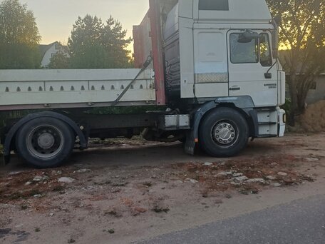 2000 MAN F 2000, белый, 700000 рублей, вид 2