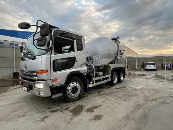 2015 Nissan Mixer, серебристый, 11000000 рублей - вид 3