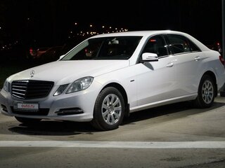 2011 Mercedes-Benz E-Класс 200 7G-Tronic IV (W212, S212, C207), белый, 1890000 рублей, вид 1