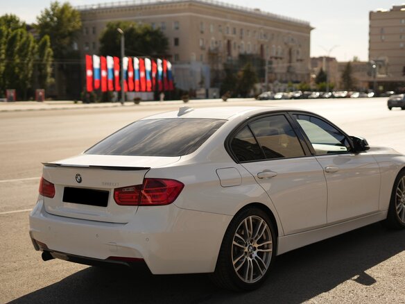 2012 BMW 3 серии 320i VI (F3x), белый, 1850000 рублей - вид 5