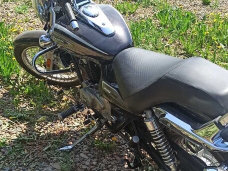 2020 Bajaj Avenger, чёрный, 220000 рублей, вид 3