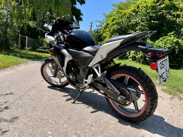2011 Honda CBR 250R, чёрный, 330000 рублей - вид 7