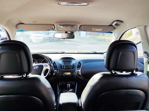 2014 Hyundai ix35 I Рестайлинг, серебристый, 1660000 рублей - вид 16