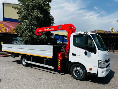 2013 Hino Series 300 (Dutro), белый, 3990000 рублей, вид 1