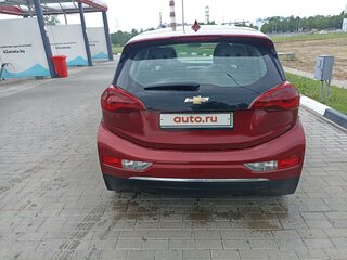 2017 Chevrolet Bolt I, пурпурный, 1500000 рублей, вид 5