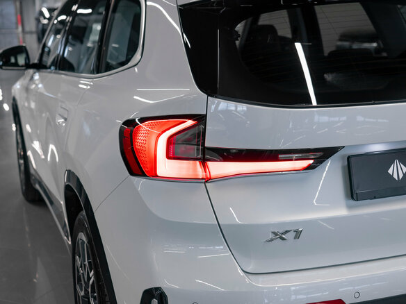 2025 BMW X1 25Li sDrive III (U11/U12), белый - вид 25