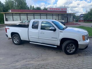 2013 GMC Sierra II (GMT900), белый, 1300000 рублей, вид 4