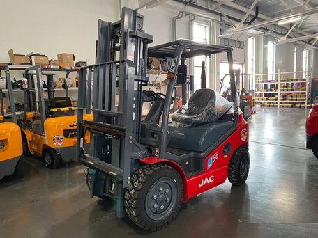 2025 JAC CPCD35, красный, 1490000 рублей, вид 5