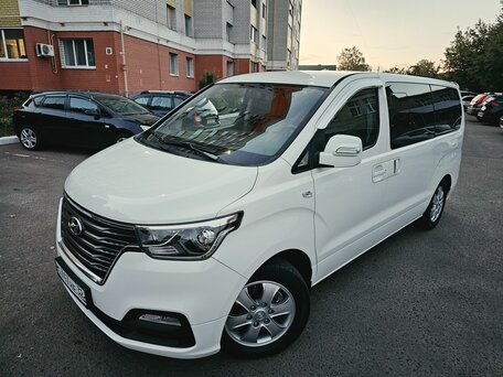 2019 Hyundai Grand Starex I Рестайлинг 2, белый, 3250000 рублей, вид 1
