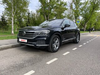 2018 Volkswagen Touareg III, чёрный, 5300000 рублей, вид 1