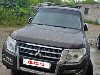 2017 Mitsubishi Pajero IV Рестайлинг 2, чёрный, 2050000 рублей, вид 4