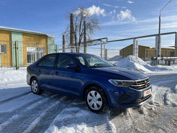 2020 Volkswagen Polo VI, синий, 1800000 рублей - вид 6