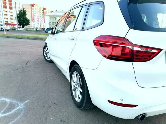 2016 BMW 2 серии Gran Tourer Gran Tourer 216d F46, белый, 1100000 рублей - вид 12