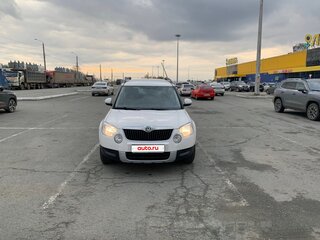 2013 Skoda Yeti I, белый, 1500000 рублей, вид 2
