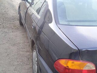 1998 Toyota Avensis I, чёрный, 320000 рублей, вид 4