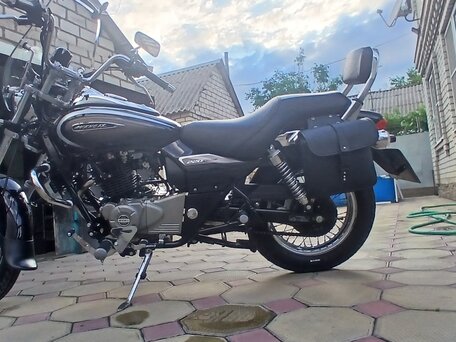 2019 Bajaj Avenger, чёрный, 250000 рублей, вид 4