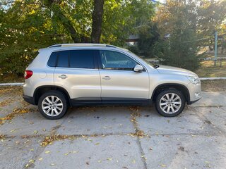 2010 Volkswagen Tiguan I, серебристый, 1499000 рублей, вид 4