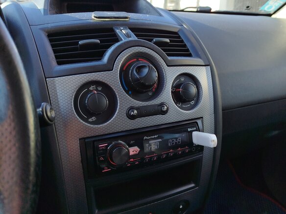 2003 Renault Megane II, серый, 357000 рублей - вид 12