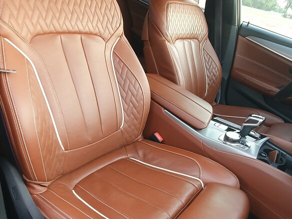 2017 BMW 5 серии 530d xDrive VII (G30/G31/G38), синий, 3350000 рублей - вид 8