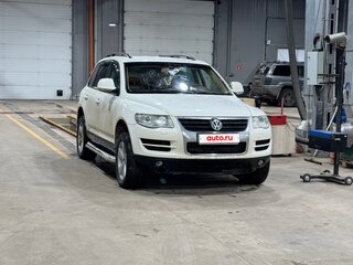 2008 Volkswagen Touareg I Рестайлинг, белый, 920000 рублей, вид 5