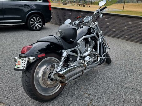 2005 Harley-Davidson V-Rod, чёрный, 708964 рублей, вид 2
